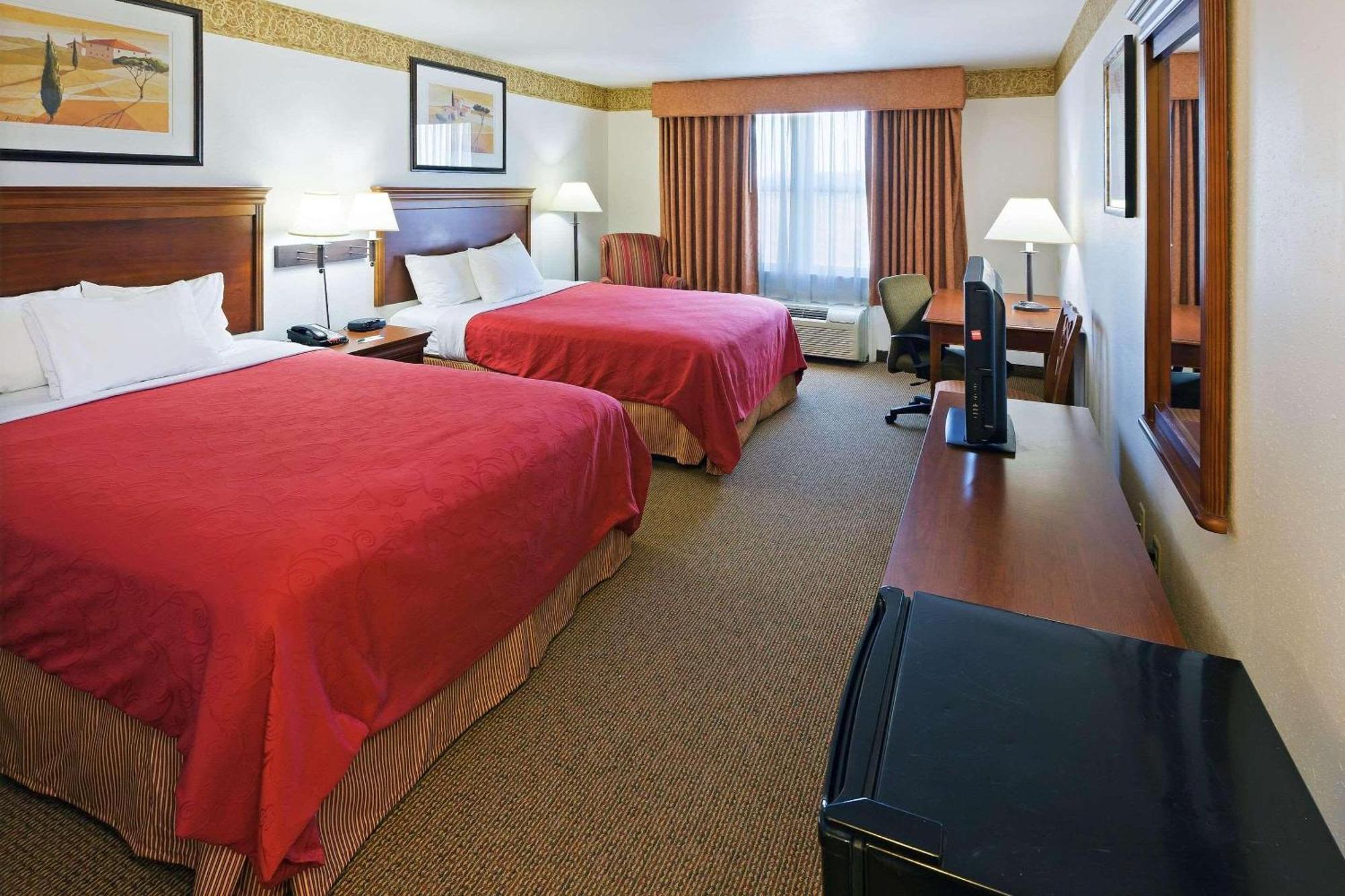 Country & By Radisson, Chambersburg, Pa Chambersburg
