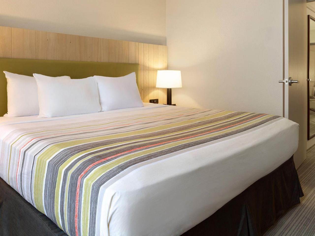 Hotel Country & By Radisson, Chambersburg, Pa 2*